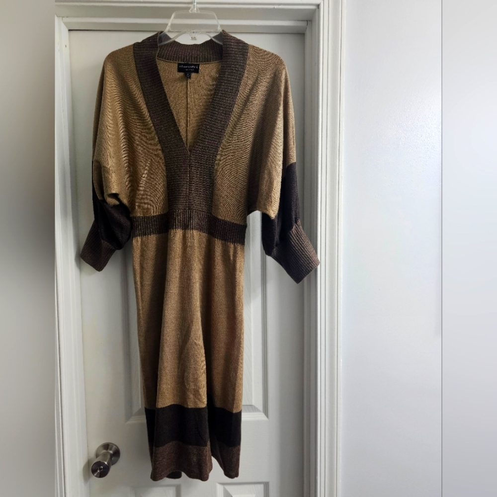 Color block dolman sleeve sweater dress